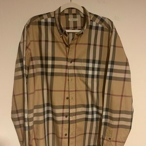 Classic style Burberry long sleeve